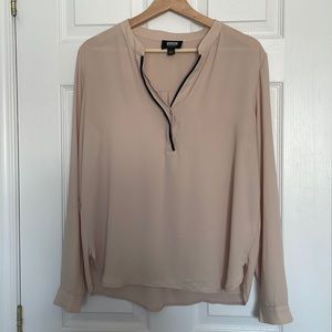 Lumiere beige split V-neck long sleeve blouse
